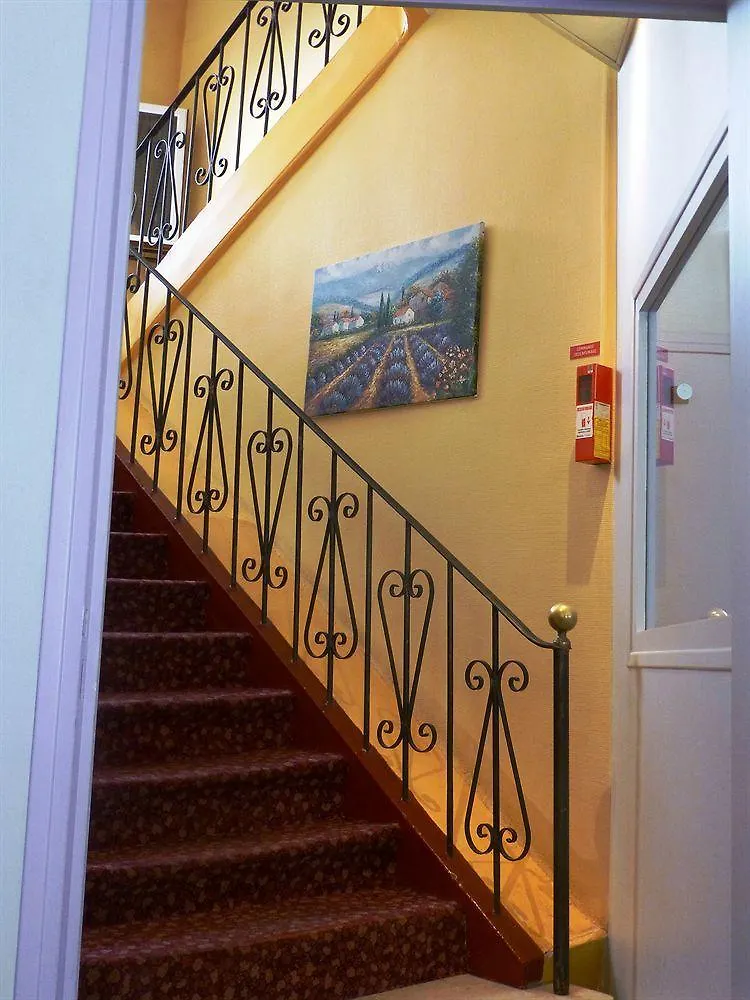 Hotel Du Midi Paris Gare De Lyon 2*,